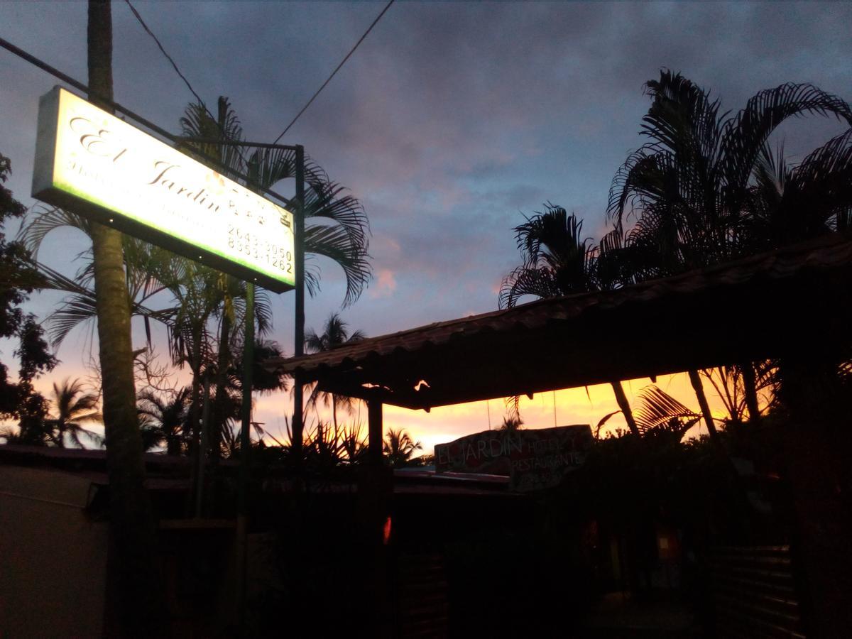 Hotel El Jardin Jaco Exterior photo
